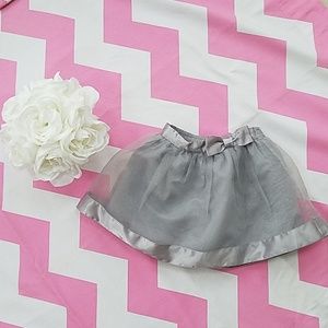 Janie and Jack Gray Tulle skirt 12 to 18 months